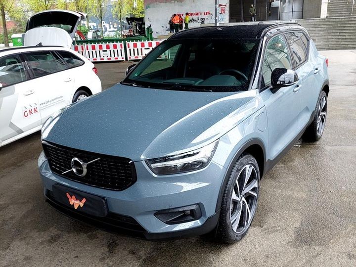 VOLVO XC40 2020 yv1xzbbbfm2477272