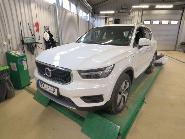 VOLVO XC40 2020 yv1xzbbvfl2343192