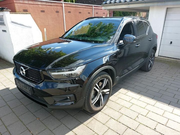 VOLVO XC40 2020 yv1xzbbvfm2416436