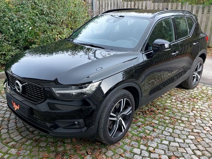 VOLVO XC40 2020 yv1xzbbvfm2435337