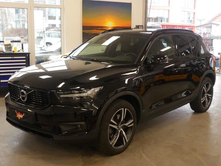 VOLVO XC40 2020 yv1xzbbvfm2440416