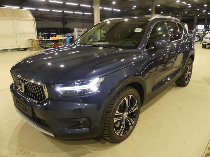 VOLVO XC40 2020 yv1xzbbvfm2446116