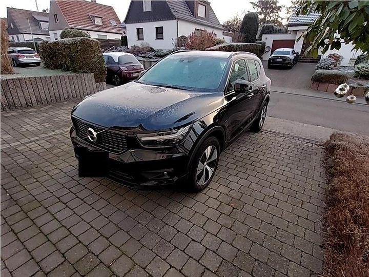 VOLVO XC40 2020 yv1xzbbvfm2455174