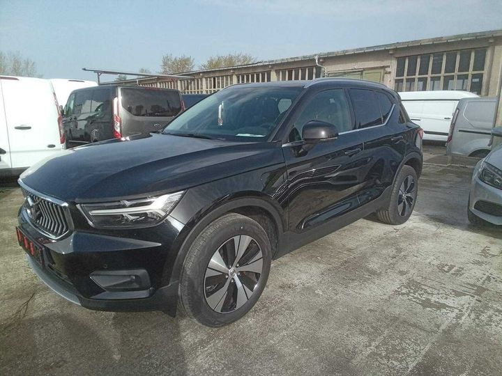 VOLVO XC40 2020 yv1xzbbvfm2471731