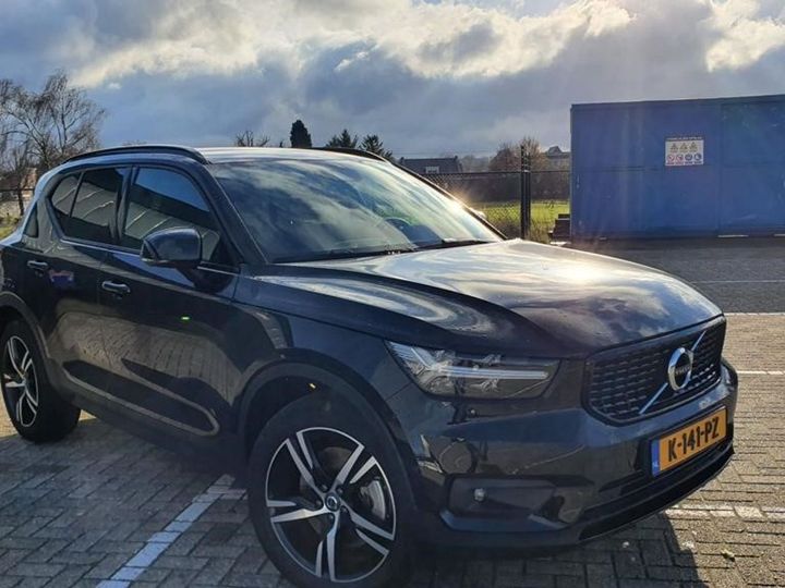 VOLVO XC40 2021 yv1xzbbvfm2532711