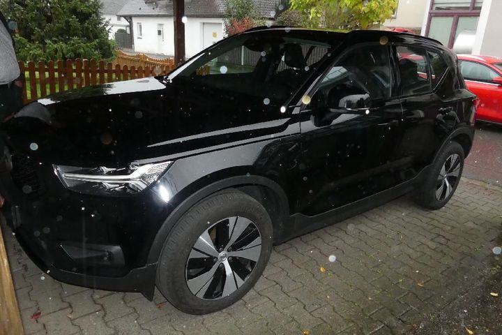 VOLVO XC40 2020 yv1xzbwvfm2461087