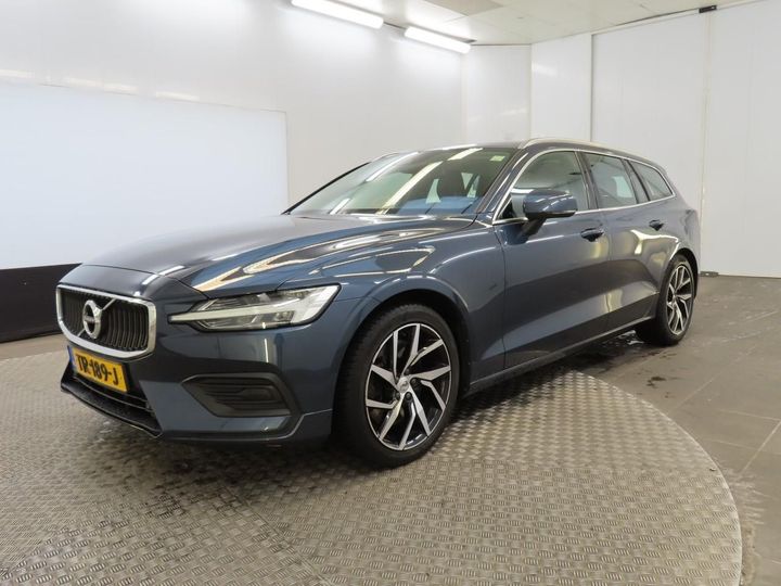 VOLVO V60 2018 yv1zw25udk1012990