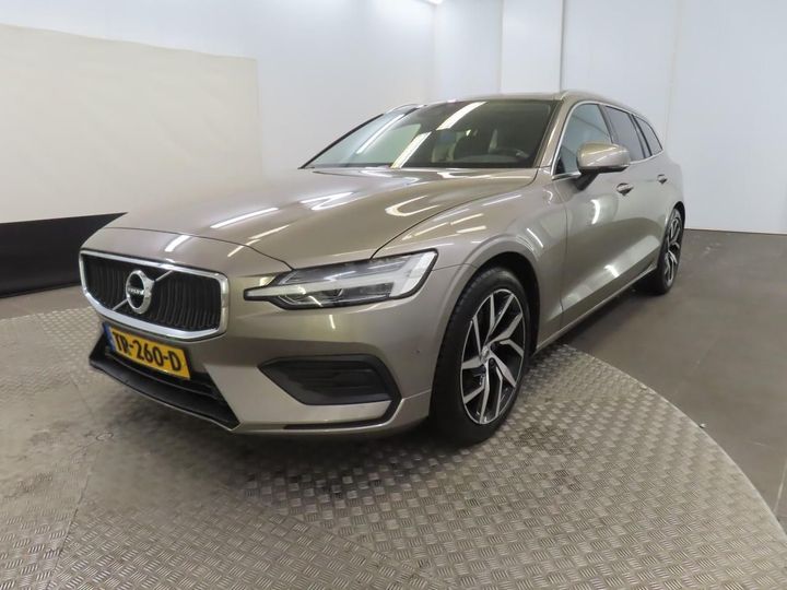 VOLVO V60 2018 yv1zw25udk1013086