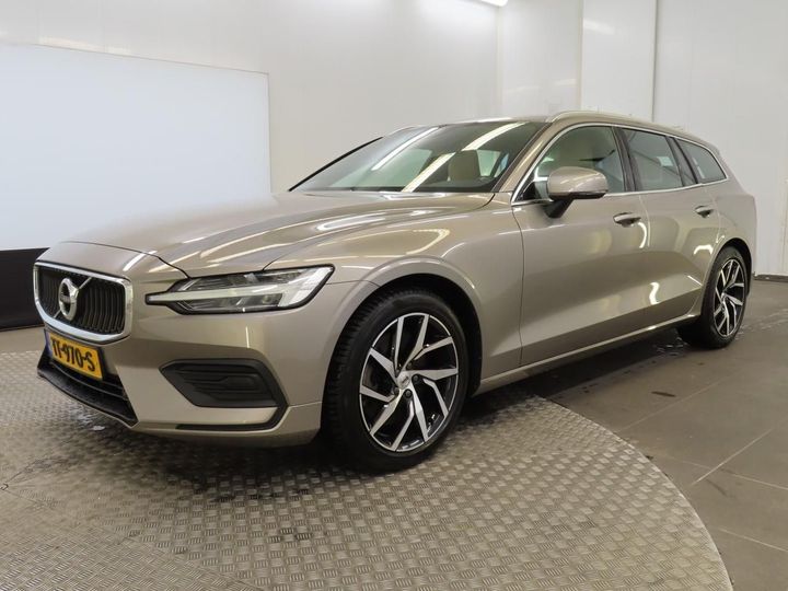 VOLVO V60 2018 yv1zw25udk1013665