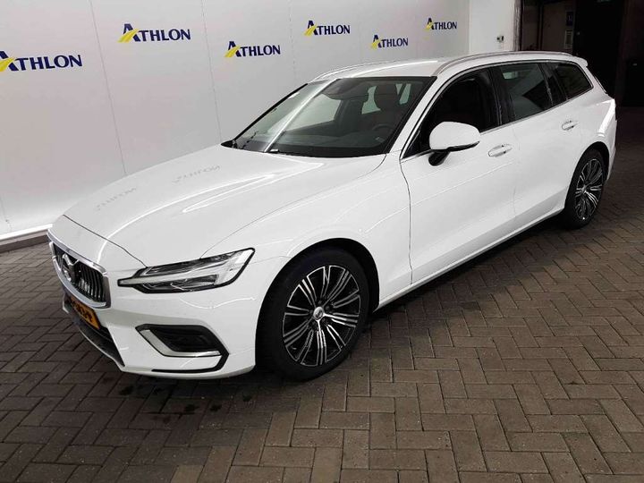 VOLVO V60 2018 yv1zw25udk1013916