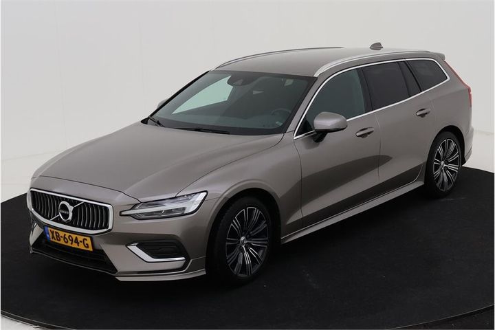 VOLVO V60 2018 yv1zw25udk1013946