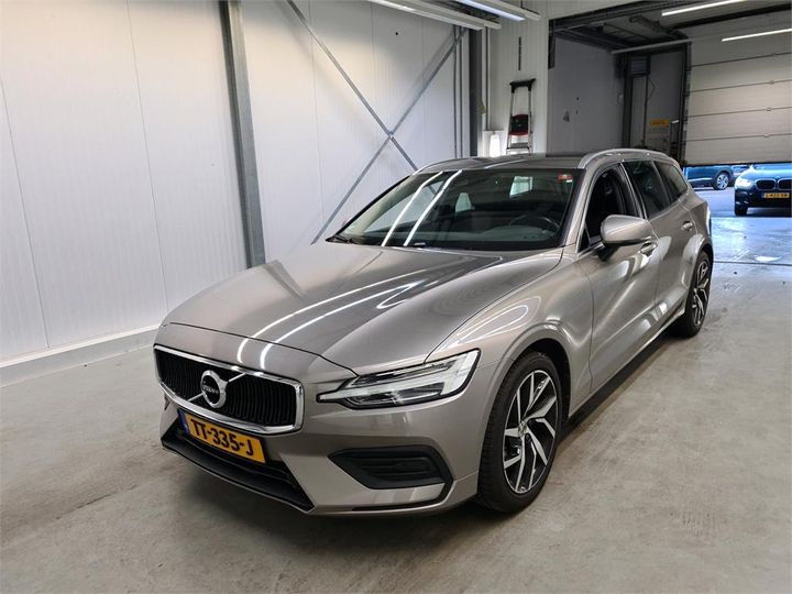 VOLVO V60 2018 yv1zw25udk1015175