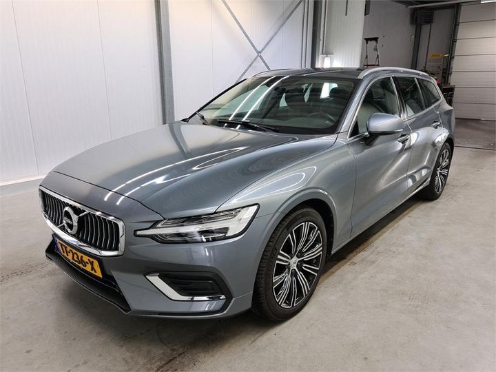 VOLVO V60 2018 yv1zw25udk1017087