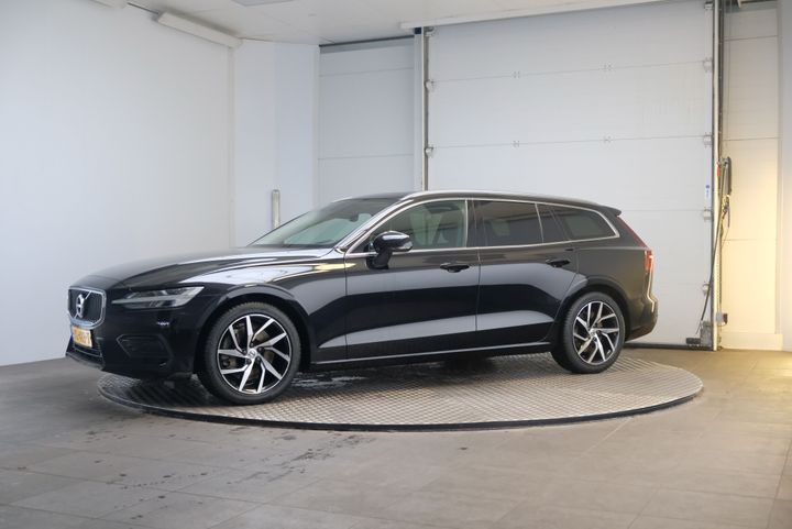 VOLVO V60 2019 yv1zw25udk1022949