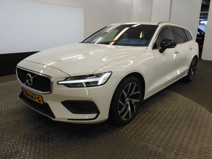 VOLVO V60 2018 yv1zw25udk1023223