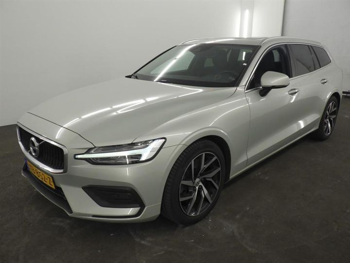 VOLVO V60 2018 yv1zw25udk2025025