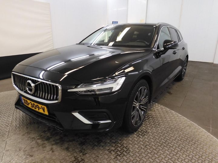 VOLVO V60 2018 yv1zw25udk2026398