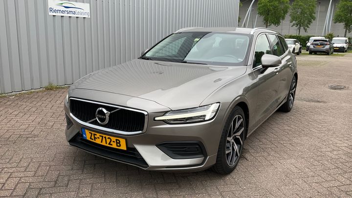 VOLVO V60 2019 yv1zw25udk2340588