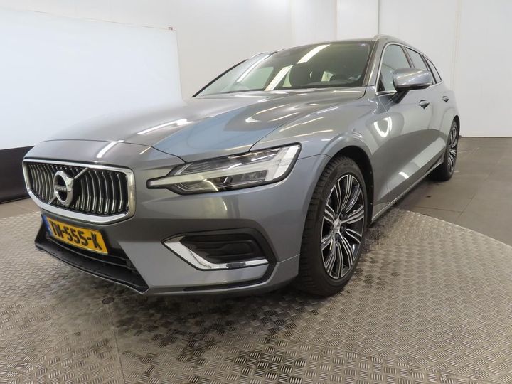 VOLVO V60 2018 yv1zw72udk1009904