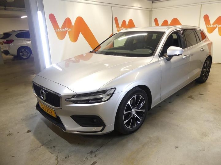 VOLVO V60 2018 yv1zw72vdk2018880