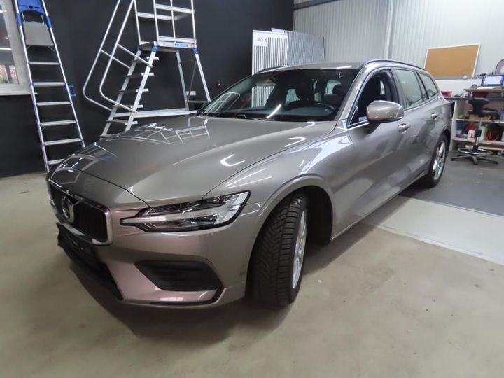 VOLVO V60 2019 yv1zw72vdk2026456