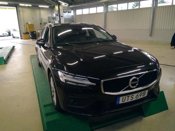 VOLVO V60 2019 yv1zw72vdl2360962