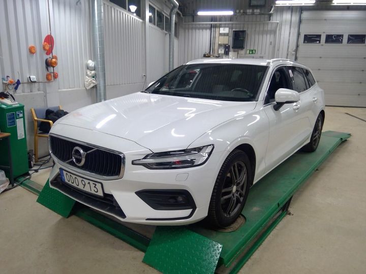 VOLVO V60 2019 yv1zw72vdl2361010