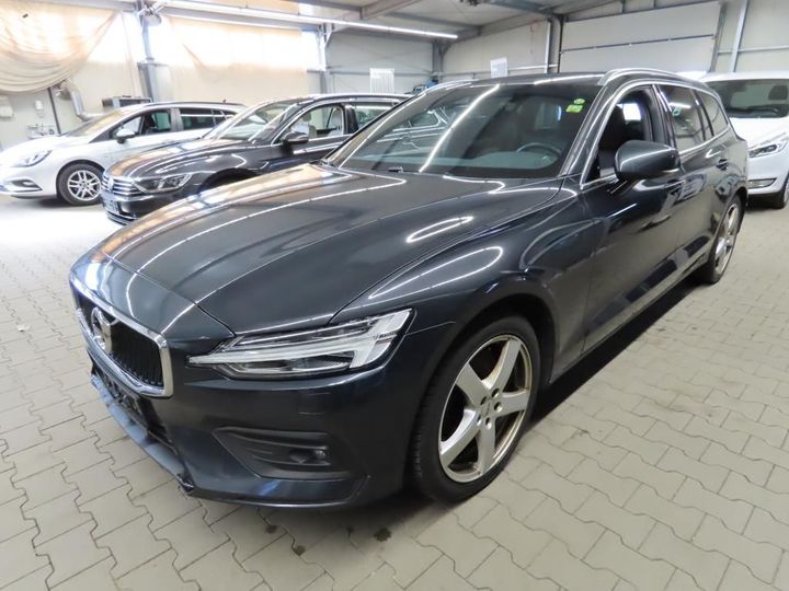 VOLVO V60 2018 yv1zwa8tdk1013447