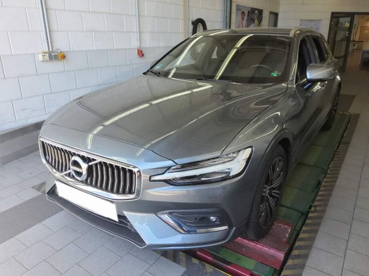 VOLVO V60 KOMBI (2018-&GT) 2019 yv1zwa8u1k2326450