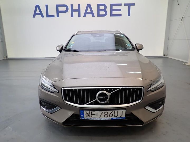 VOLVO V60 2018 yv1zwa8udk1010228