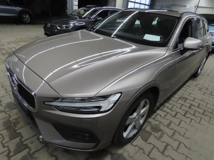 VOLVO V60 2018 yv1zwa8udk1011102