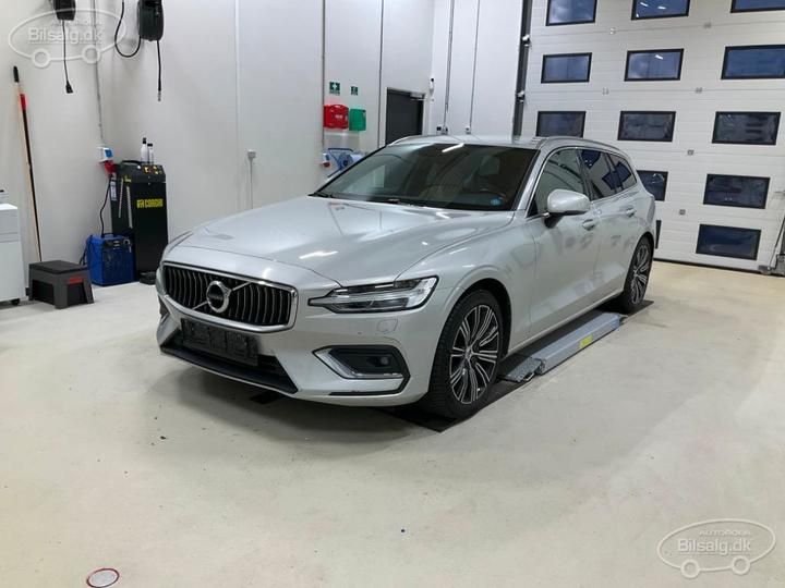 VOLVO V60 ESTATE 2018 yv1zwa8udk1015328