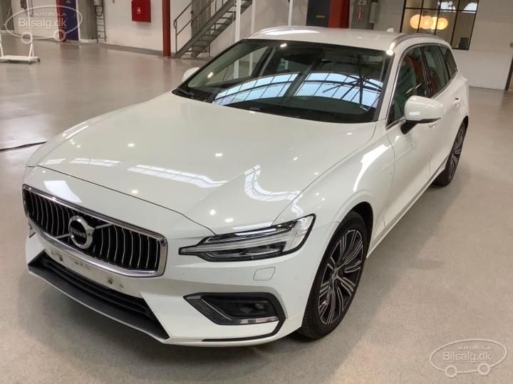 VOLVO V60 ESTATE 2018 yv1zwa8udk1016701