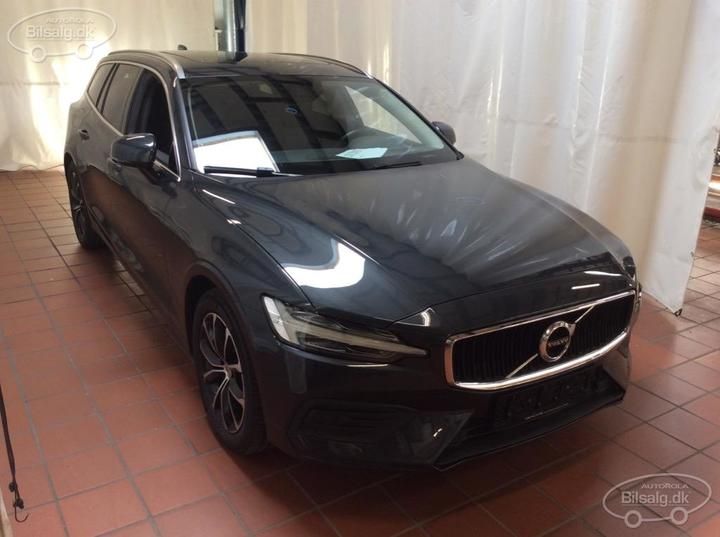 VOLVO V60 ESTATE 2018 yv1zwa8v1k1013097