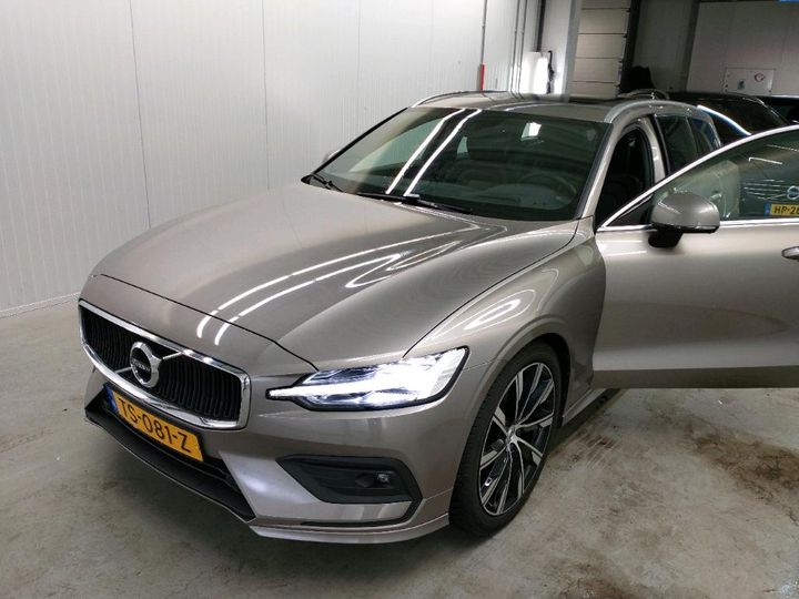 VOLVO V60 2018 yv1zwa8vdk1007998