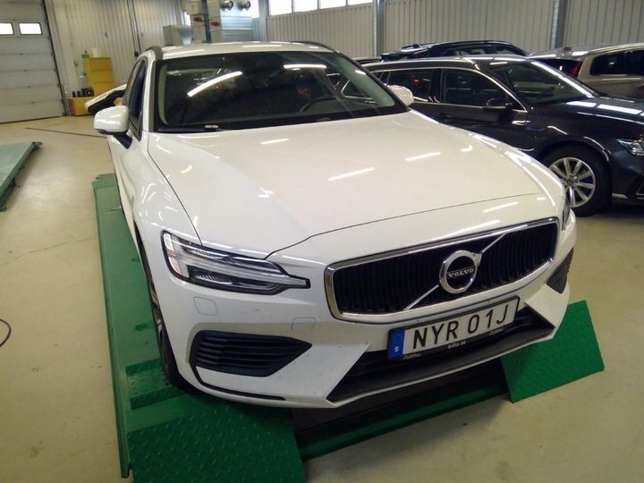 VOLVO V60 2019 yv1zwbmudl1368036