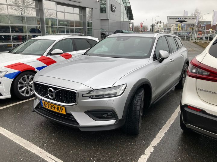 VOLVO V60 CROSS COUNTRY 2019 yv1zza8vck1000908