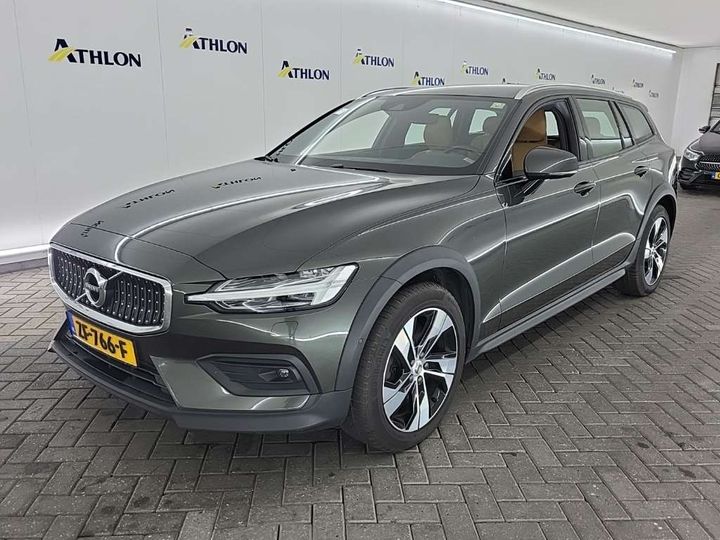 VOLVO V60 CROSS COUNTRY 2019 yv1zza8vck1004011