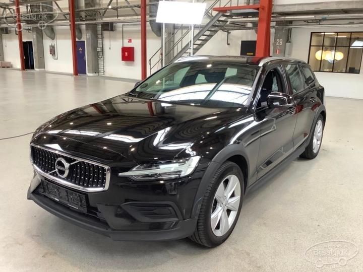 VOLVO V60 CROSS COUNTRY 2019 yv1zza8vck1004596