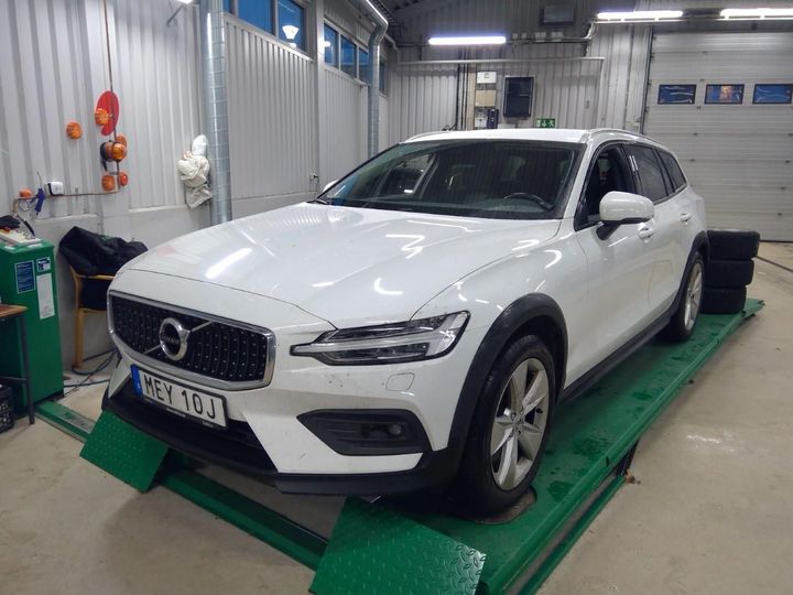 VOLVO V60 CROSS COUNTRY 2019 yv1zza8vcl1034411