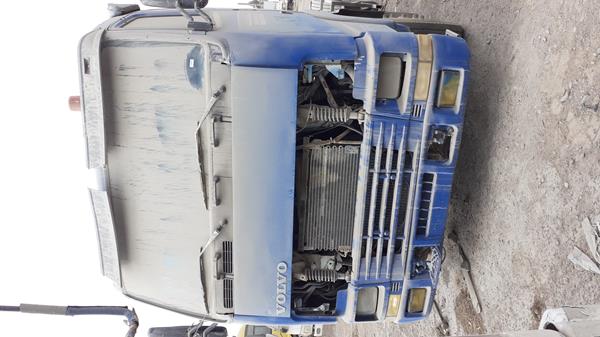 VOLVO TRUCK HEAD 1994 yv2a4b2a3rb122563