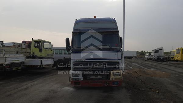 VOLVO FH12 2000 yv2a4daa8yb269814