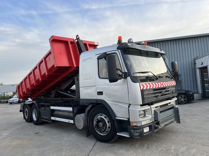 VOLVO FM7-320 HEAVY LORRY 1999 yv2j4dec9xa296598