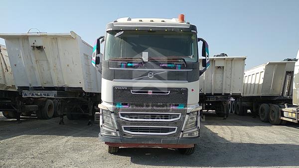 VOLVO FH 440 2015 yv2rs02d3fa772664