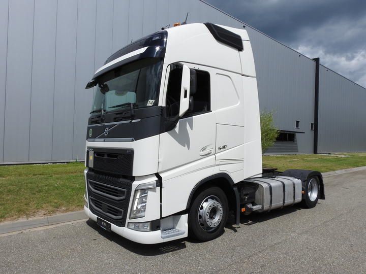 VOLVO FH 540 LOW HEAVY LORRY 2018 yv2rt60a1jb875133