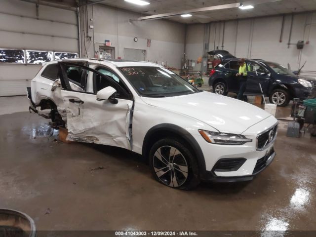 VOLVO V60CC 2020 yv4102wk0l1037649