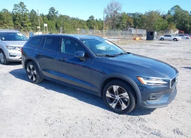 VOLVO V60 CROSS COUNTRY 2021 yv4102wk1m1073612