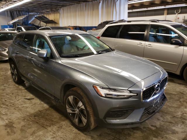 VOLVO V60 CROSS 2020 yv4102wk4l1041428