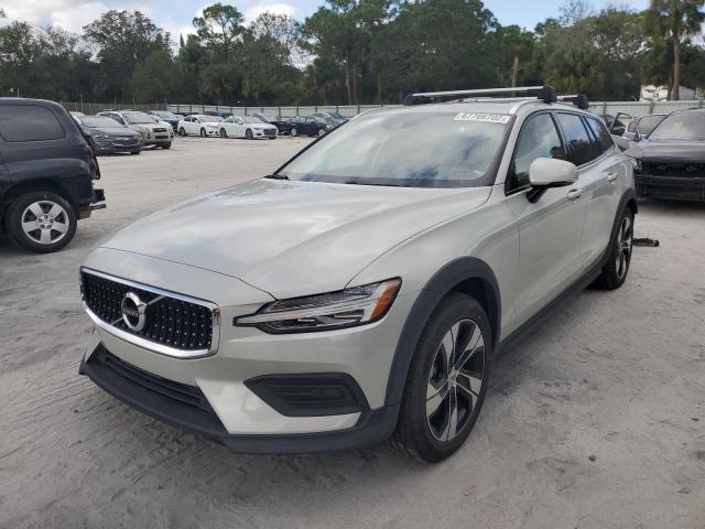 VOLVO V60 CROSS 2020 yv4102wk6l1042239