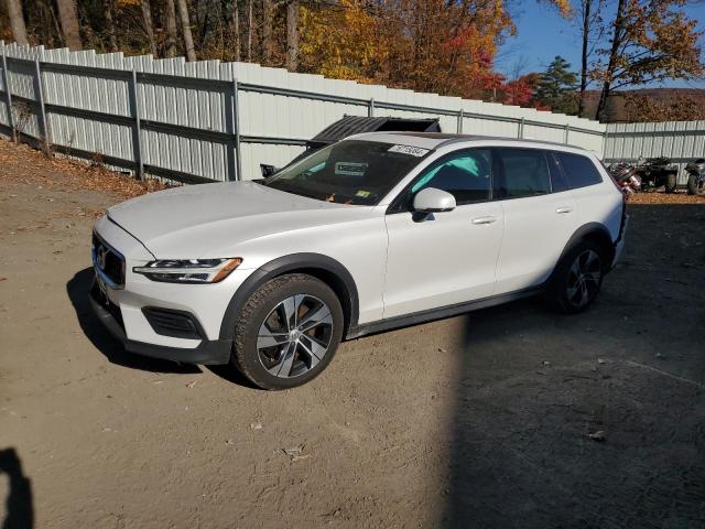 VOLVO V60 CROSS 2020 yv4102wk9l1030439